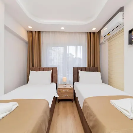 Fully Furnished Spacious Flat In Muratpasa